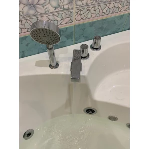 Изображение товара акриловая гидромассажная ванна 150x150 см frank f165 2019115